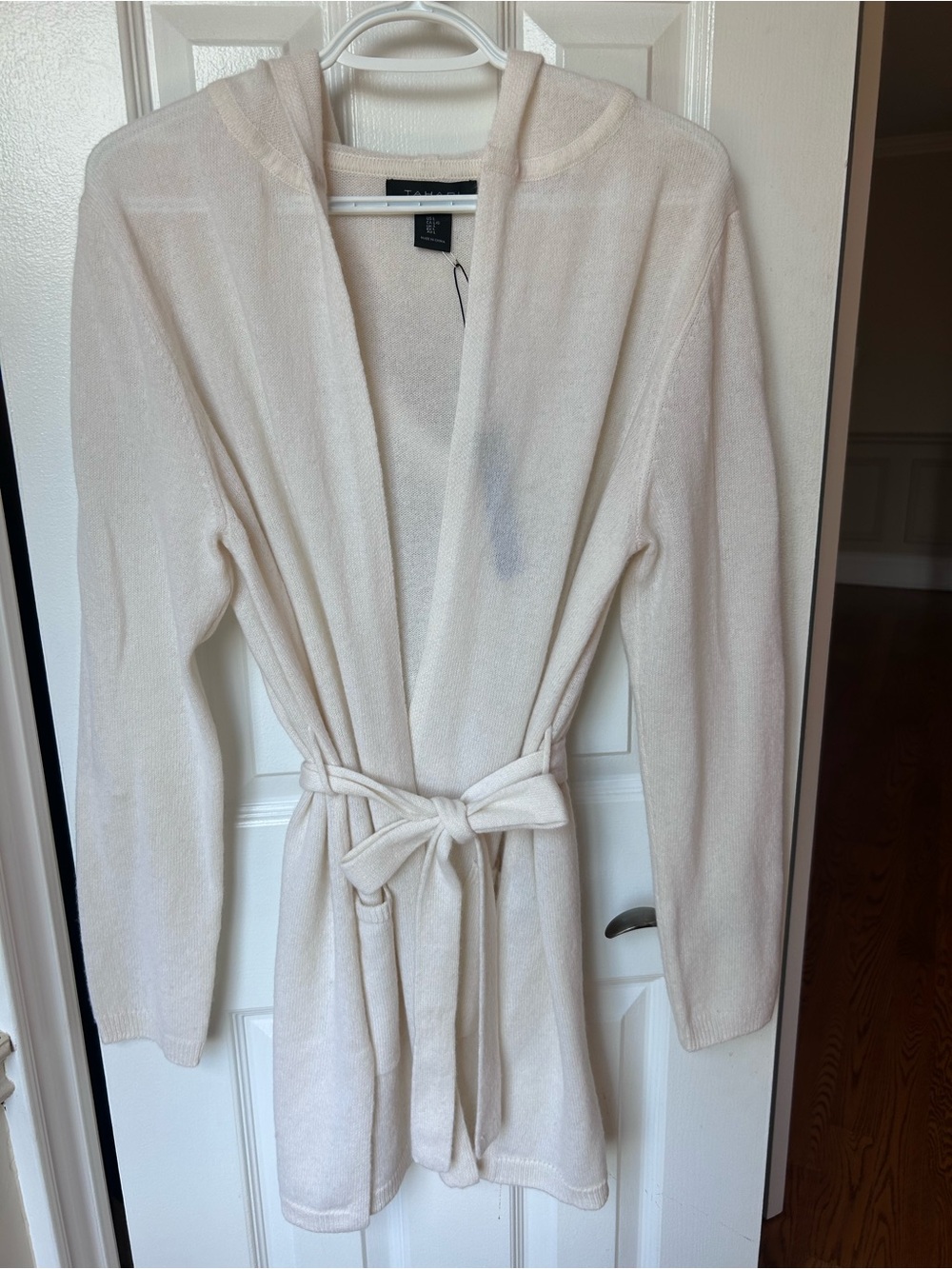 Tahari 100% Cashmere Hooded Tie Waist Sweater Cream